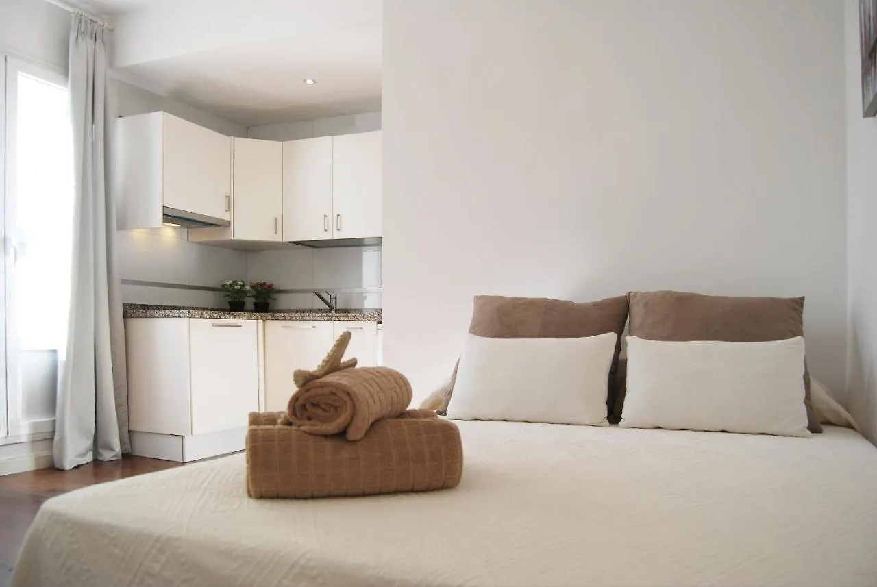 Malagadevacaciones - Atico Victoria Apartment 0*, Malaga