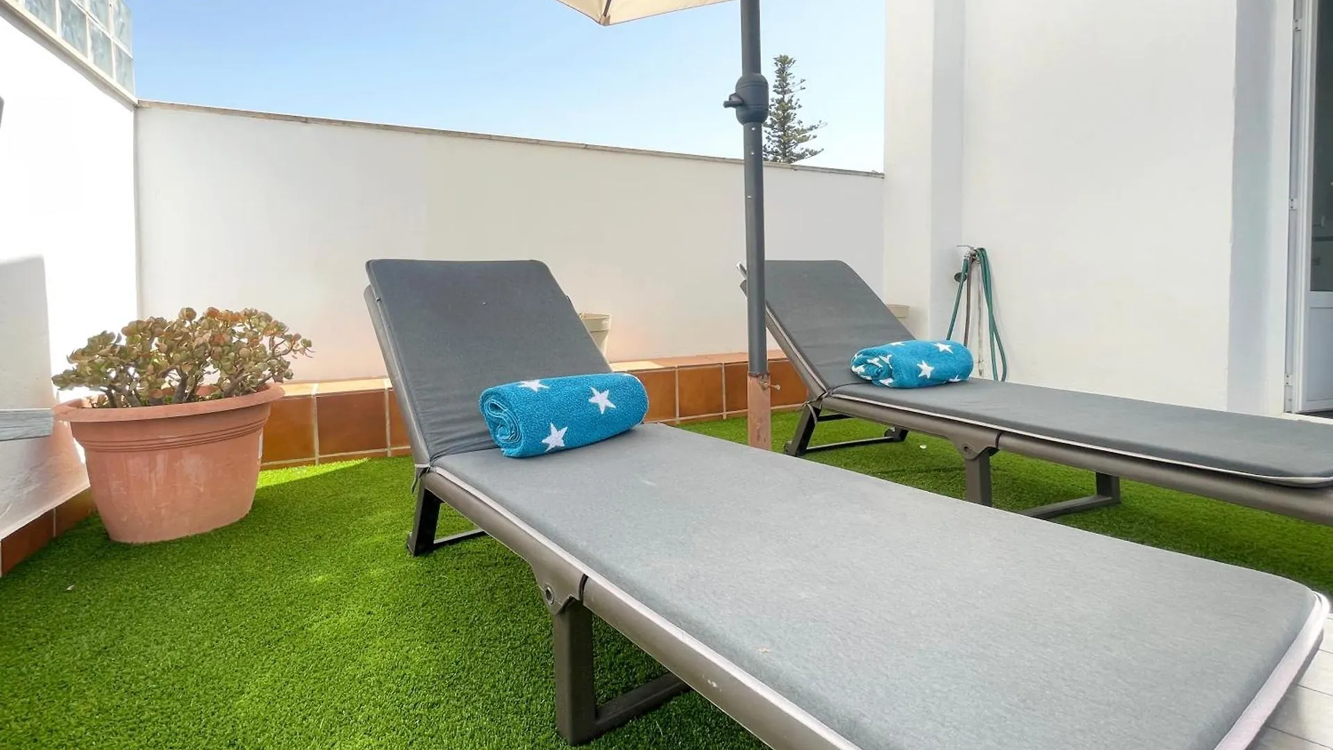 Apartment Ferienwohnung Malagadevacaciones - Atico Victoria Spanien